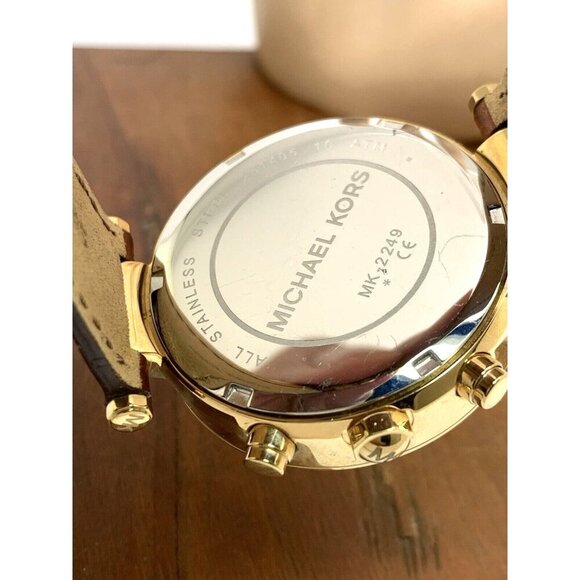 Michael Kors Women's Watch MK2249 Parker Quartz Gold Dial Leather Band 39mm - Picture 6 of 13